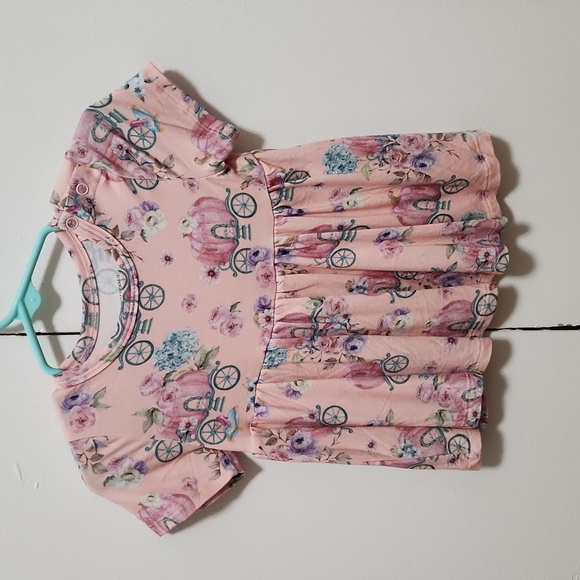 BUNDLE Posh Peanut Peplum Tops - Picture 2 of 4